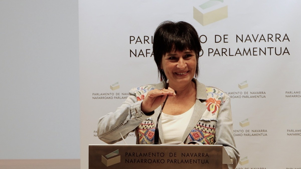EH Bilduk erronka sozial handiei begira abiatu du ikasturte politikoa parlamentuan