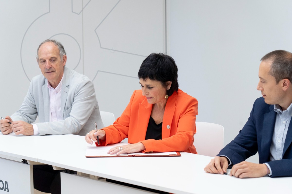 Nafarroako herritarren “ongizatea hobetzera” bideratutako zuzenketak aurkeztu dizkie aurrekontuei EH Bilduk